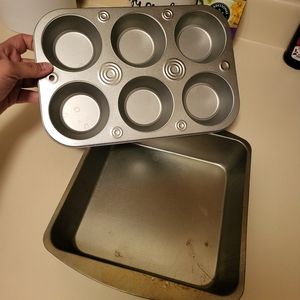 Baking pans